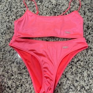 Triangl new condition bikini